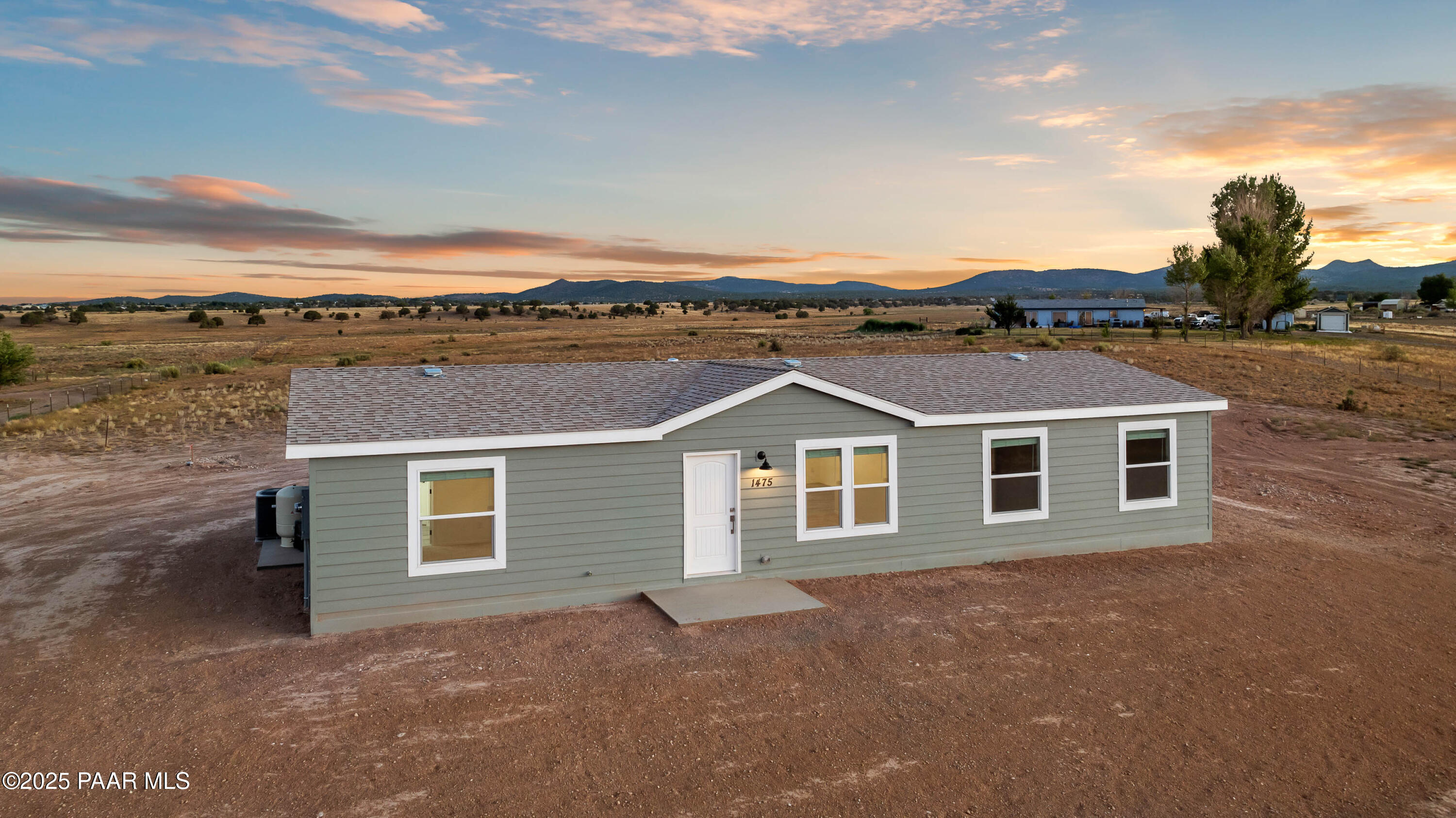 1475 Kings Court Road Paulden, AZ 86334 - Photo 34 of 36 3-Front (4)