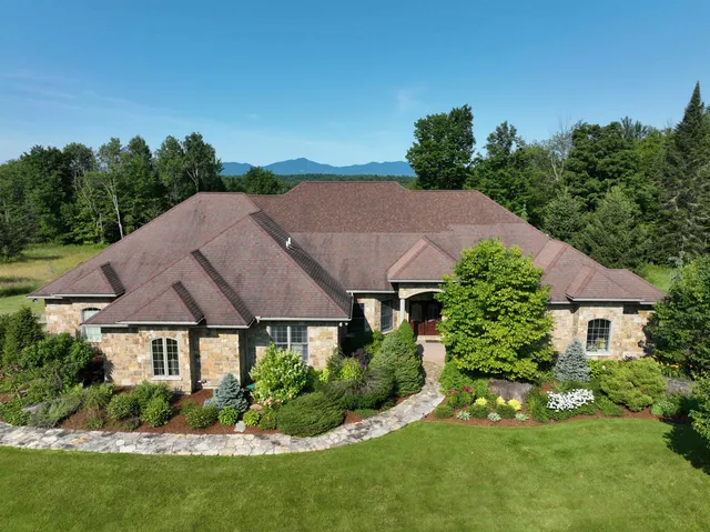 $1,190,000 | 972 Farrar Road, Newport Town, VT 05857