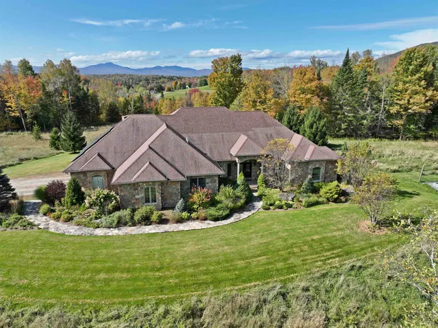 $1,190,000 | 972 Farrar Road, Newport Town, VT 05857