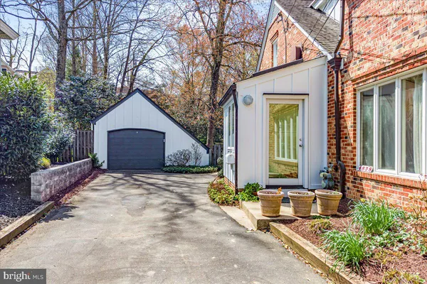 $6,850 | 4838 Drummond Avenue, Chevy Chase, MD 20815