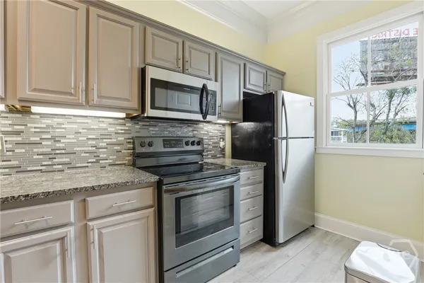 $480,000 | 429 Montgomery Street, Unit C, Savannah, GA 31401