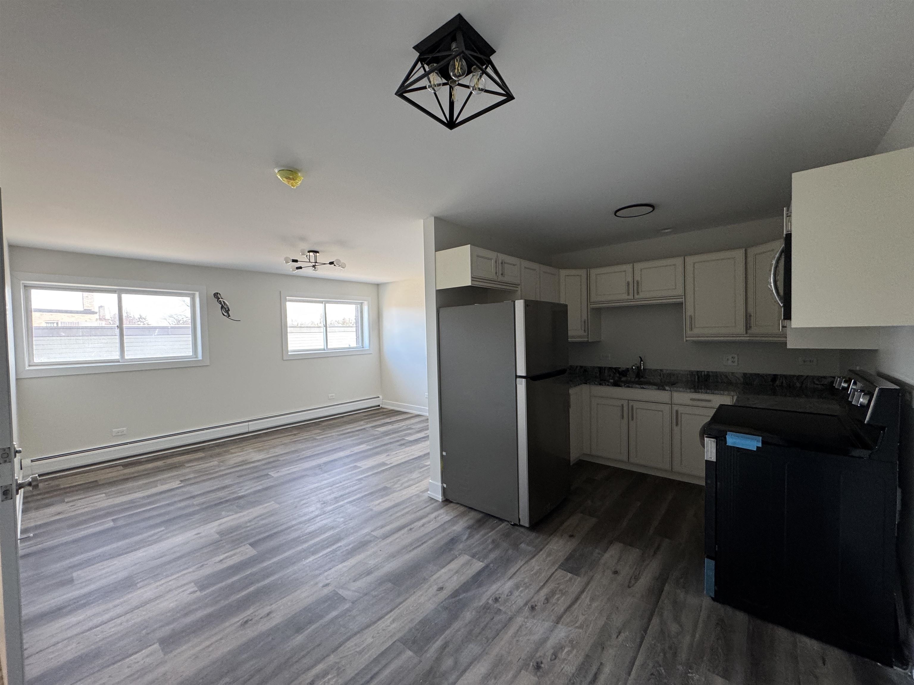 304 West Main Street Genoa, IL 60135 - Photo 5 of 21