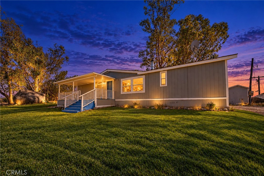 24260 Minton Road Homeland, CA 92548 - Photo 2 of 45 Gallery Image 2