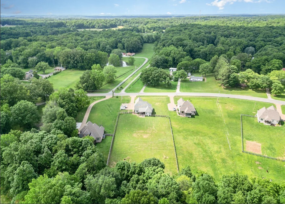 17845 Highway 76 East Springfield, TN 37172 - Photo 51 of 55 a view of a golf course