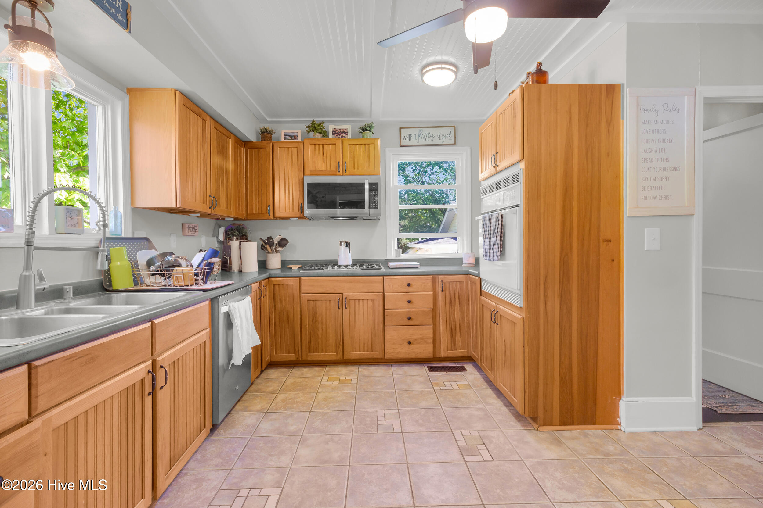 76 2nd Street Vandemere, NC 28587 - Photo 3 of 63 Kitchen