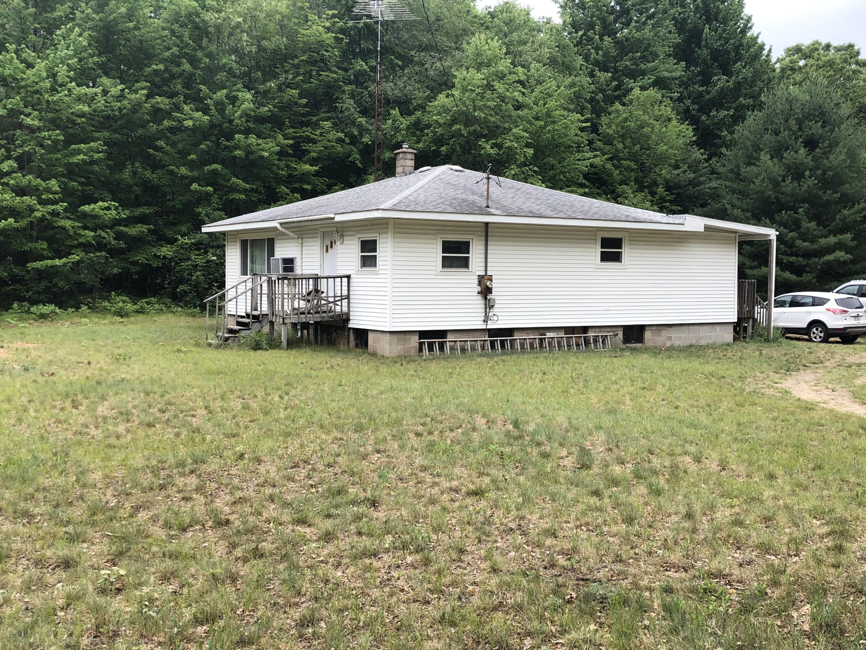 4624 Duck Lake Road Whitehall, MI 49461 - Photo 4 of 10 image_50432257