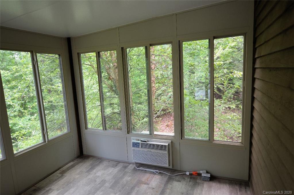 170 Fox Covert Lane Tryon, NC 28782 - Photo 18 of 35