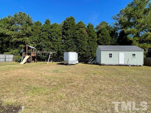 8813 Looking Glass Road Linden, NC 28356 - Photo 5 of 19 Gallery Image 5
