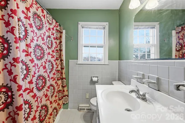 $300,000 | 800 Old Little Rock Road, Charlotte, NC 28214