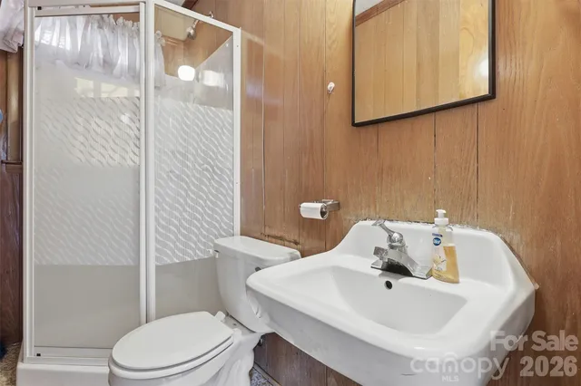 $335,000 | 800 Old Little Rock Road, Charlotte, NC 28214