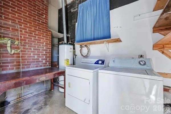 $300,000 | 800 Old Little Rock Road, Charlotte, NC 28214