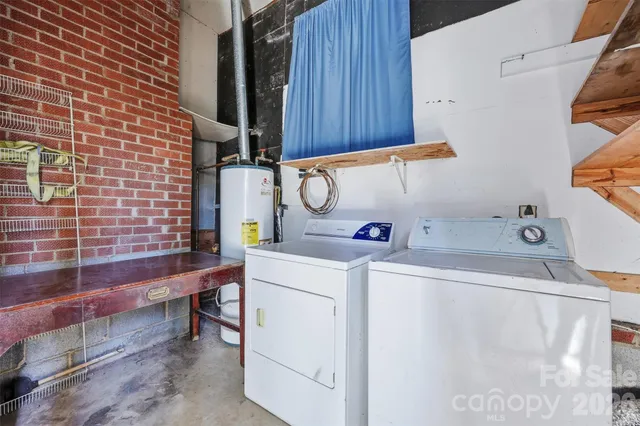 $335,000 | 800 Old Little Rock Road, Charlotte, NC 28214