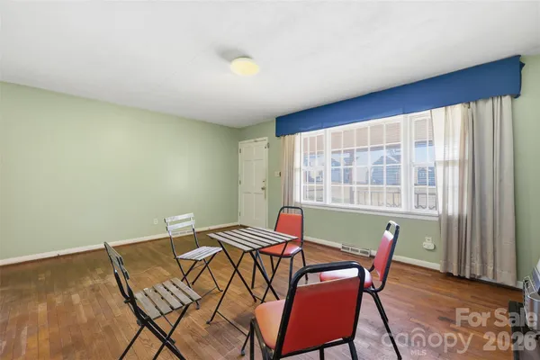 $300,000 | 800 Old Little Rock Road, Charlotte, NC 28214