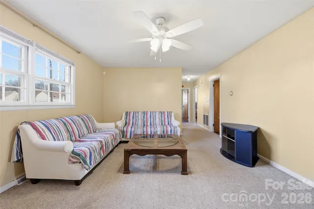 $335,000 | 800 Old Little Rock Road, Charlotte, NC 28214