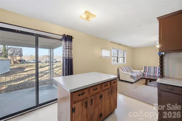 $335,000 | 800 Old Little Rock Road, Charlotte, NC 28214