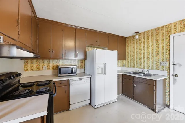 $335,000 | 800 Old Little Rock Road, Charlotte, NC 28214