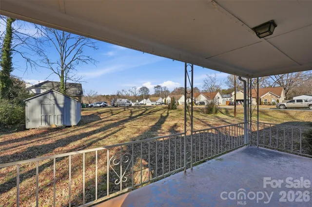 $335,000 | 800 Old Little Rock Road, Charlotte, NC 28214