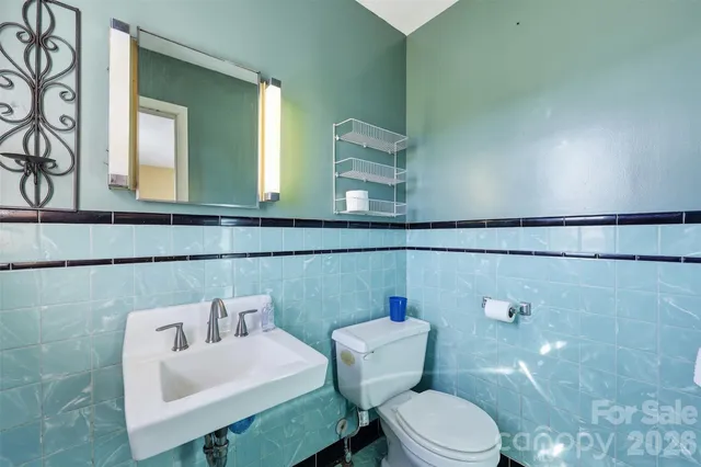 $335,000 | 800 Old Little Rock Road, Charlotte, NC 28214