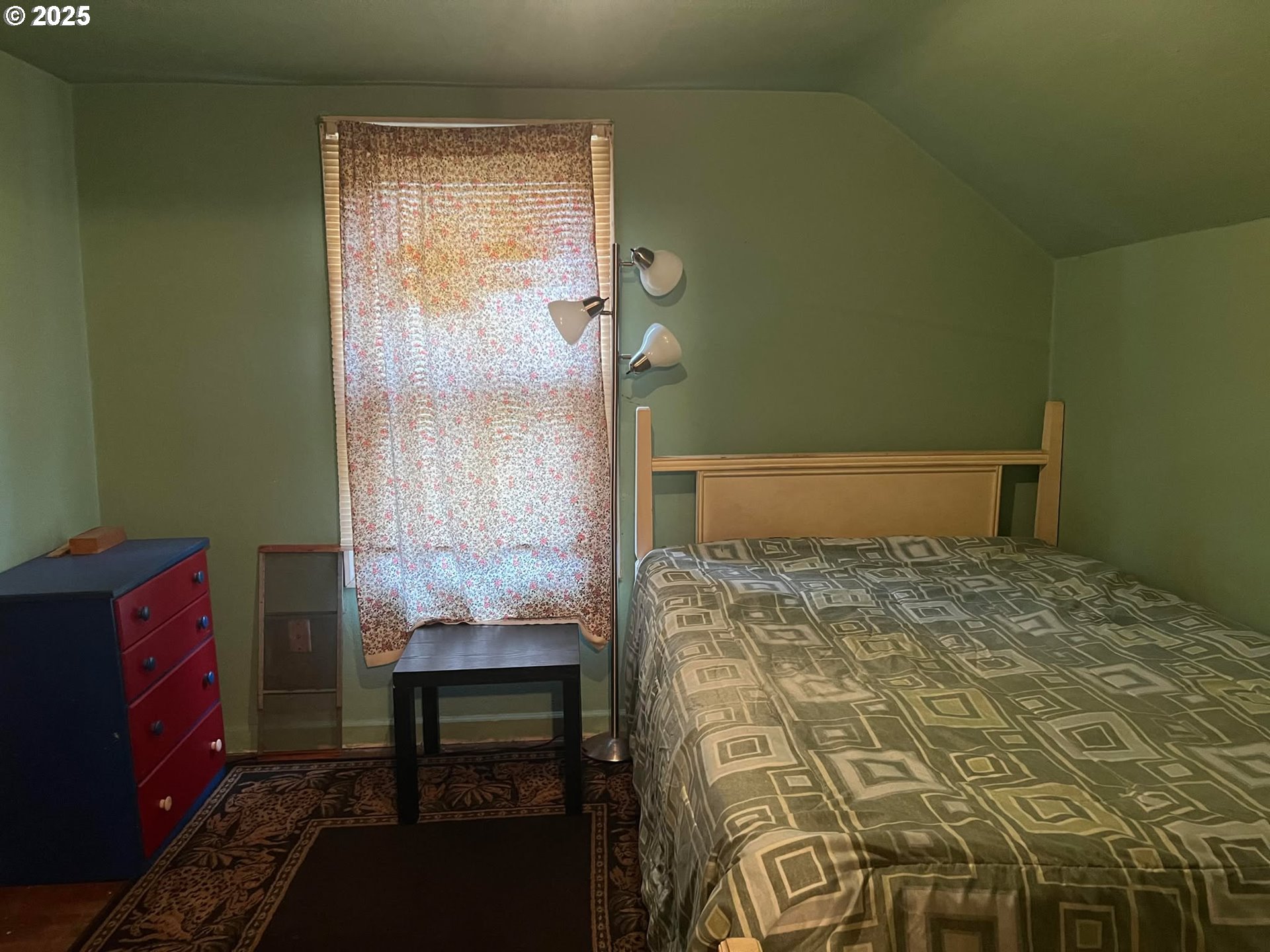 718 Southeast Washington Street Willamina, OR 97396 - Photo 16 of 32 Bedroom