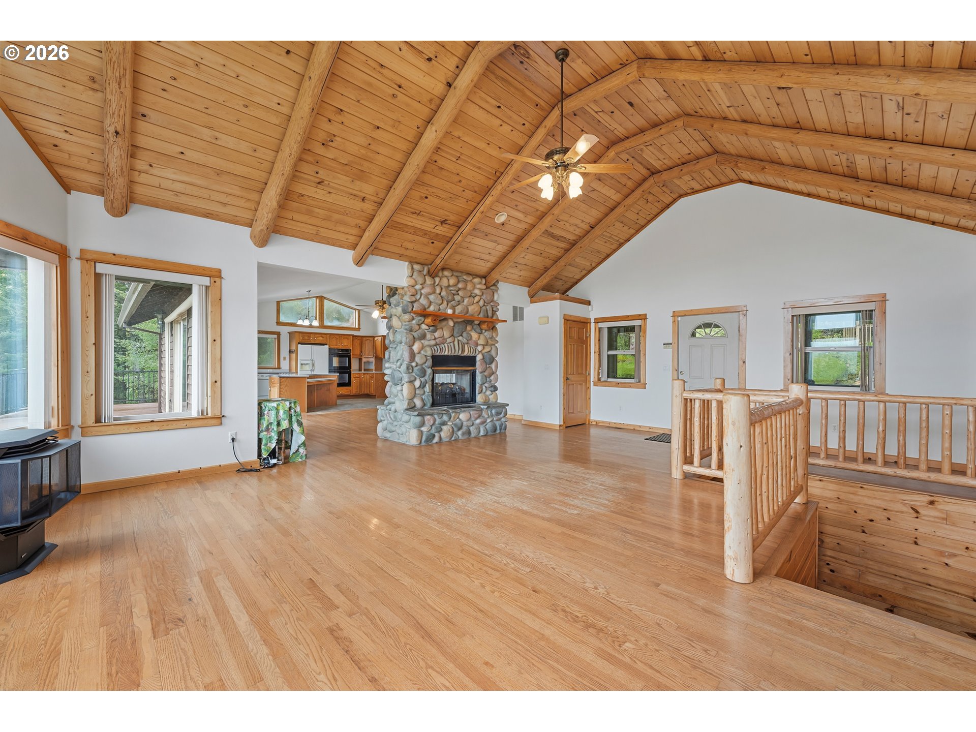 44204 Southeast Marmot Road Sandy, OR 97055 - Photo 4 of 38