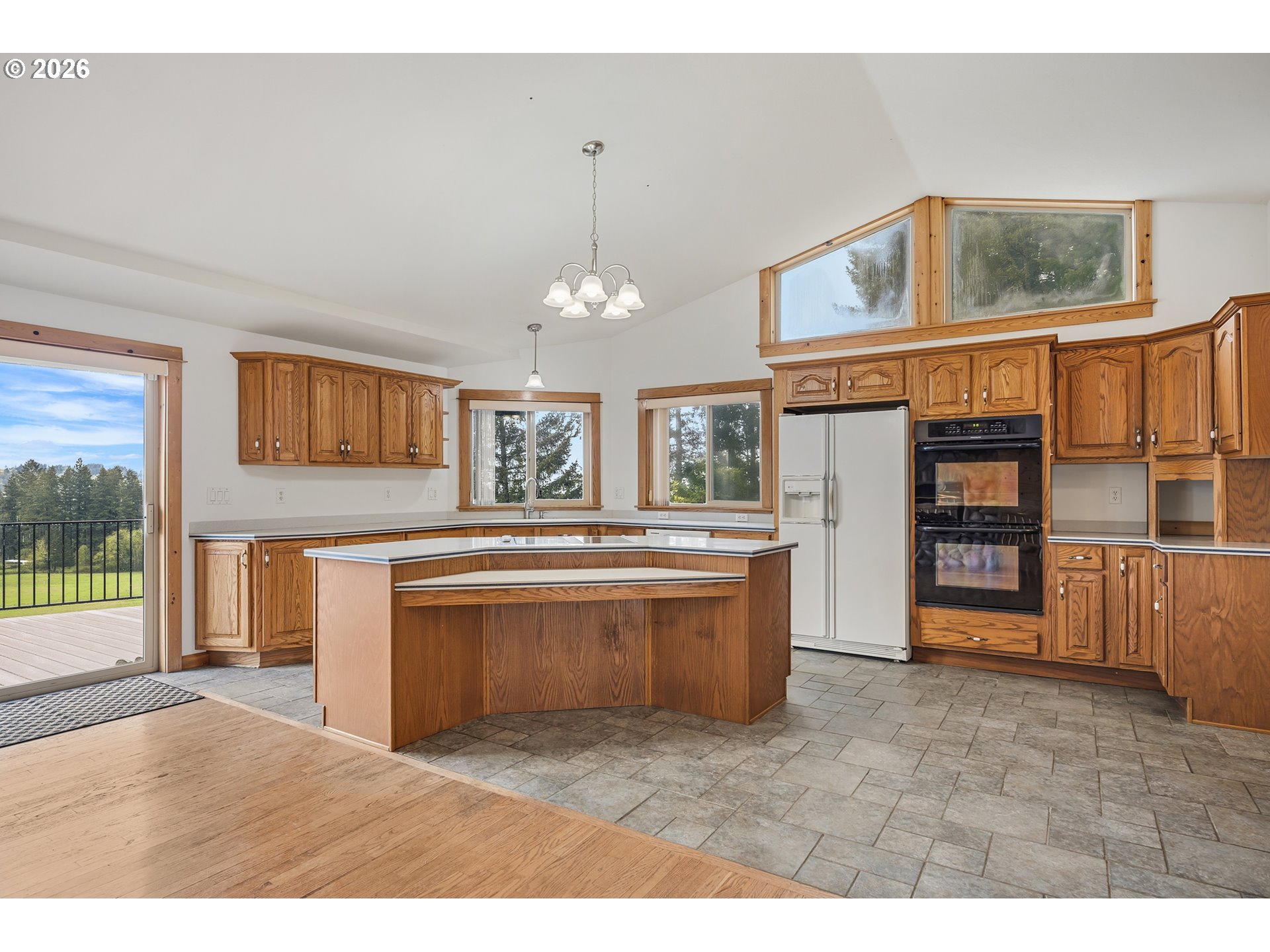 44204 Southeast Marmot Road Sandy, OR 97055 - Photo 9 of 38