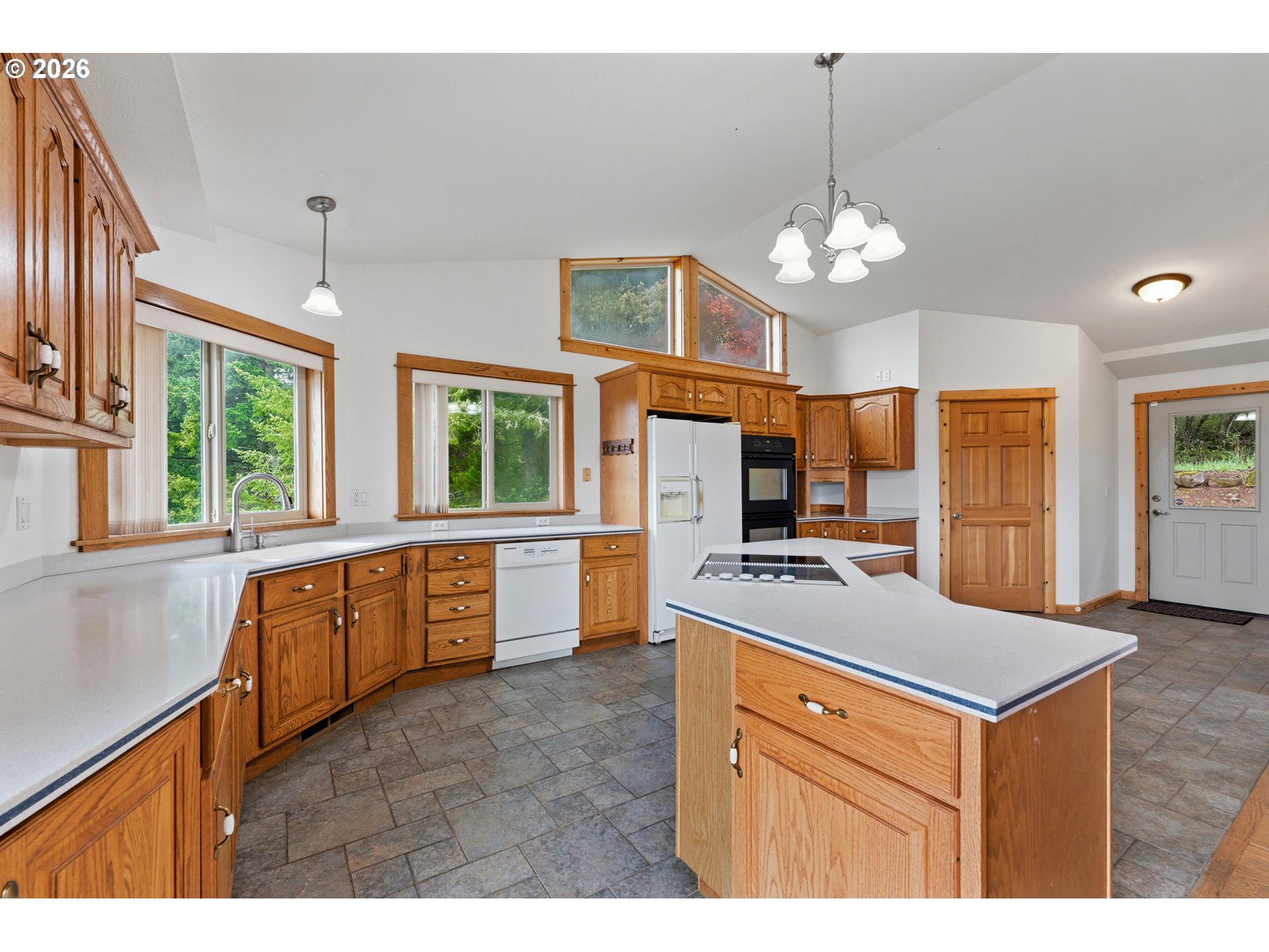 44204 Southeast Marmot Road Sandy, OR 97055 - Photo 10 of 38