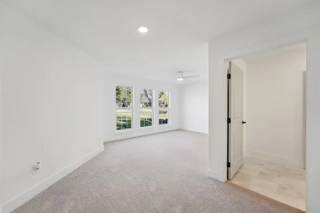 $549,900 | 4901 Transit Circle, Austin, TX 78727