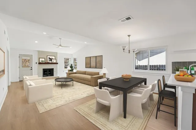 $549,900 | 4901 Transit Circle, Austin, TX 78727