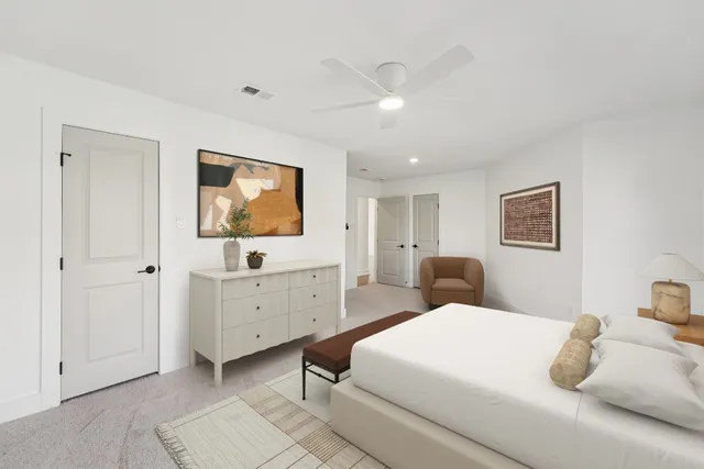 $549,900 | 4901 Transit Circle, Austin, TX 78727