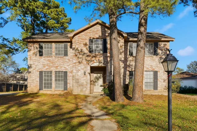 $2,095 | 16014 Southampton Drive, Spring, TX 77379