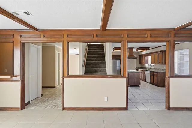 $2,095 | 16014 Southampton Drive, Spring, TX 77379