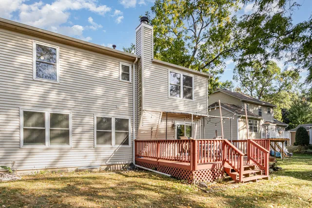 $339,000 | 1201 Oak Ridge Drive, Streamwood, IL 60107