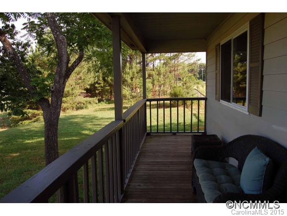 239 Gilbert Road Columbus, NC 28722 - Photo 14 of 20