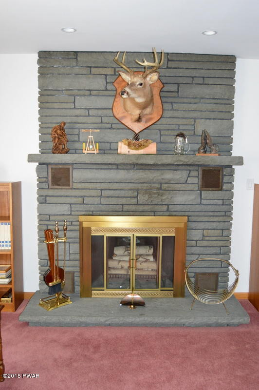 170 Long Ridge Road Hawley, PA 18428 - Photo 7 of 31