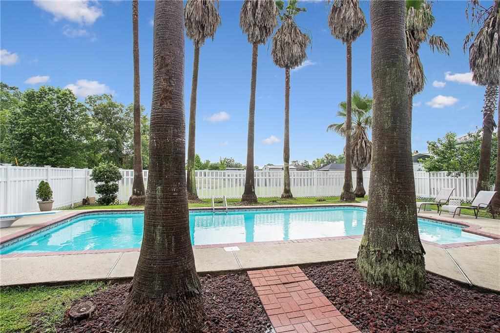 44368 Stringer Bridge Road St. Amant, LA 70774 - Photo 7 of 24 Gallery Image 7