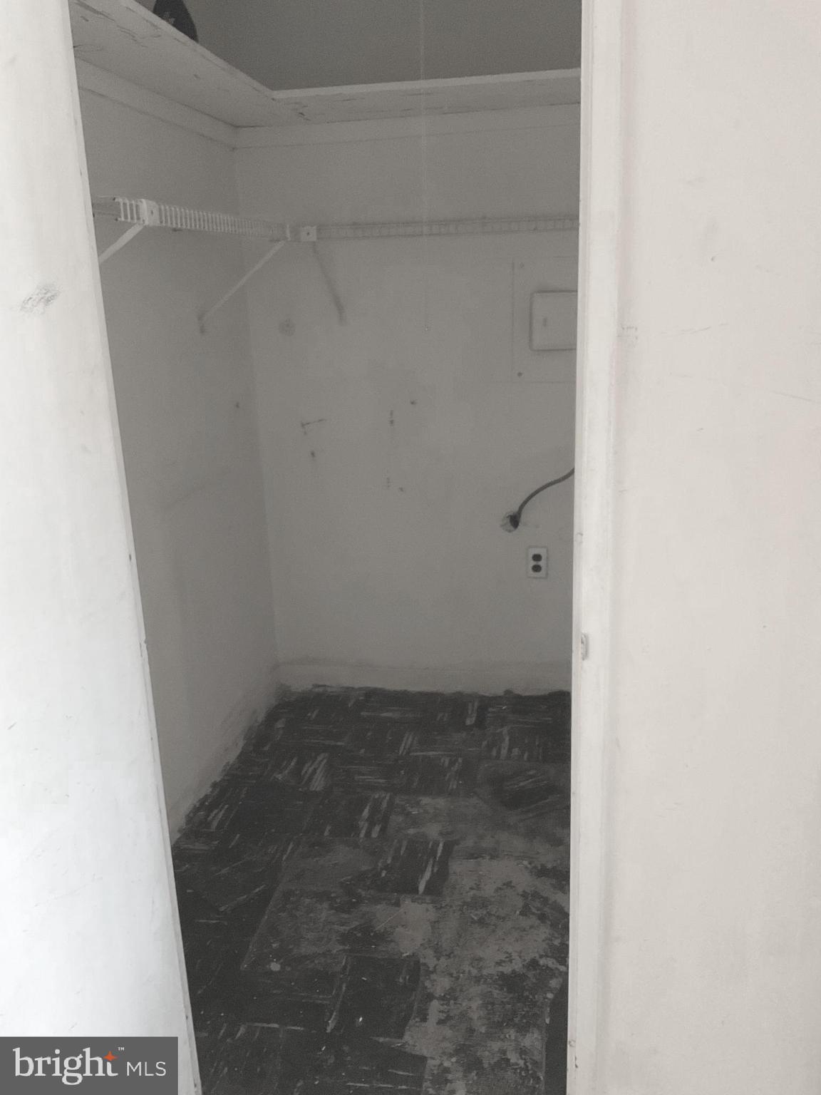 3900 West Ford Road, Unit 11R Philadelphia, PA 19131 - Photo 9 of 18 Laundry Closet