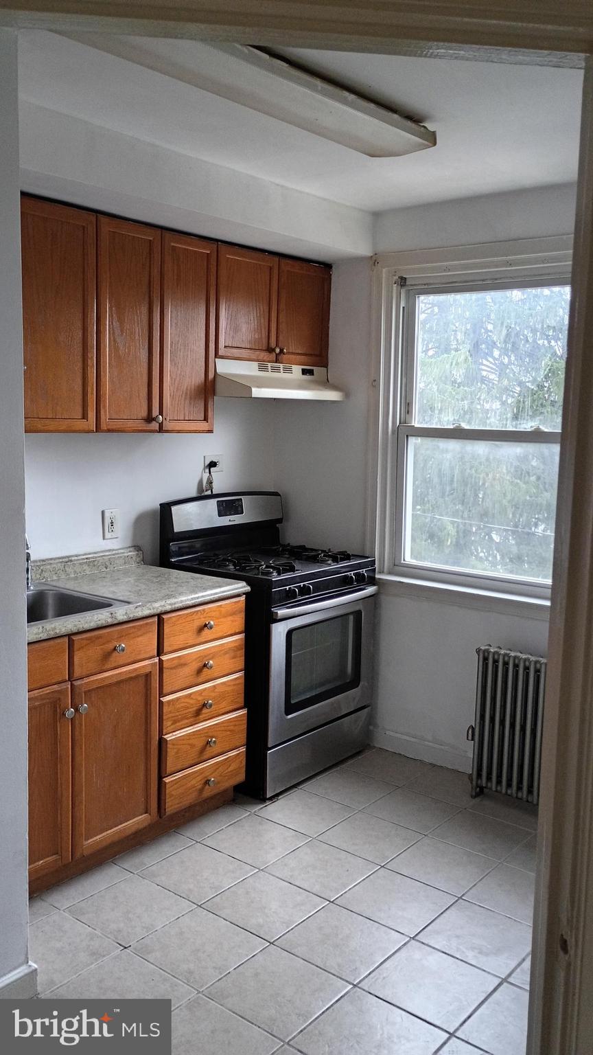 1629 Murdoch Road Philadelphia, PA 19150 - Photo 5 of 15