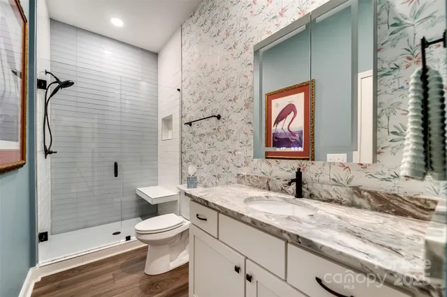 $999,999 | 1180 Porter Creek Drive, Franklin, NC 28734