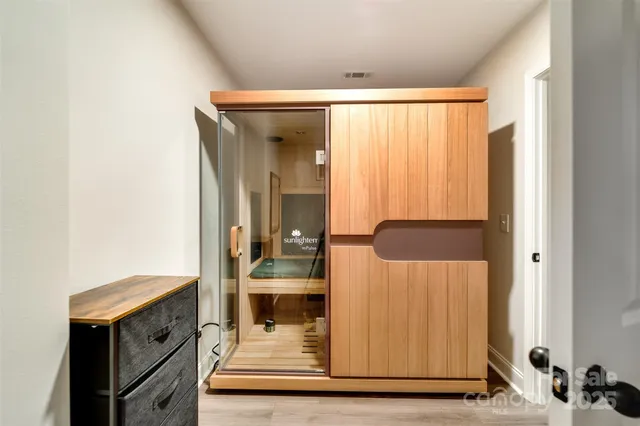 $999,999 | 1180 Porter Creek Drive, Franklin, NC 28734