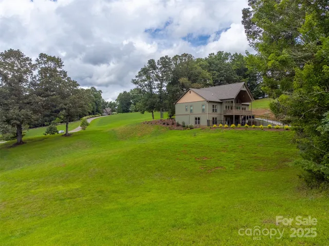 $999,999 | 1180 Porter Creek Drive, Franklin, NC 28734
