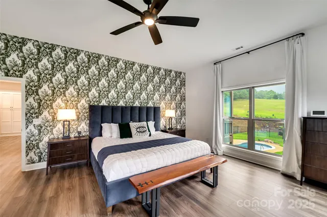 $999,999 | 1180 Porter Creek Drive, Franklin, NC 28734