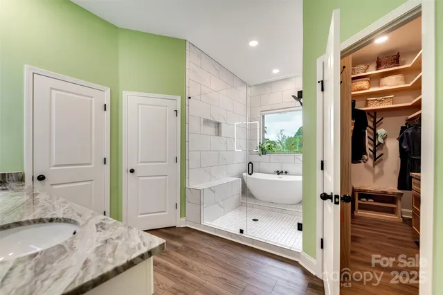 $999,999 | 1180 Porter Creek Drive, Franklin, NC 28734