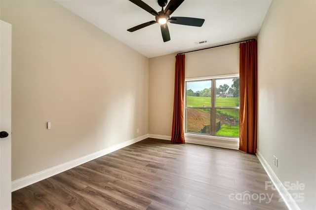 $999,999 | 1180 Porter Creek Drive, Franklin, NC 28734