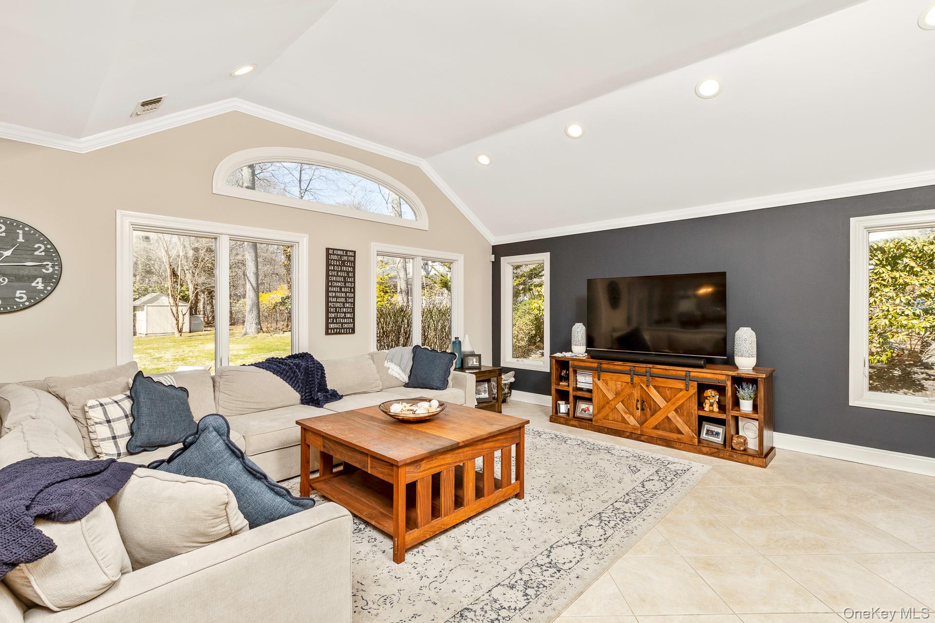 41 Landing Meadow Road Smithtown, NY 11787 - Photo 20 of 50