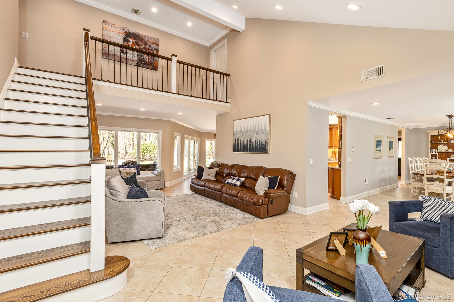 41 Landing Meadow Road Smithtown, NY 11787 - Photo 9 of 50