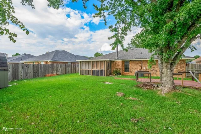 $1,600 | 5709 Bluebonnett Drive, Bossier City, LA 71112