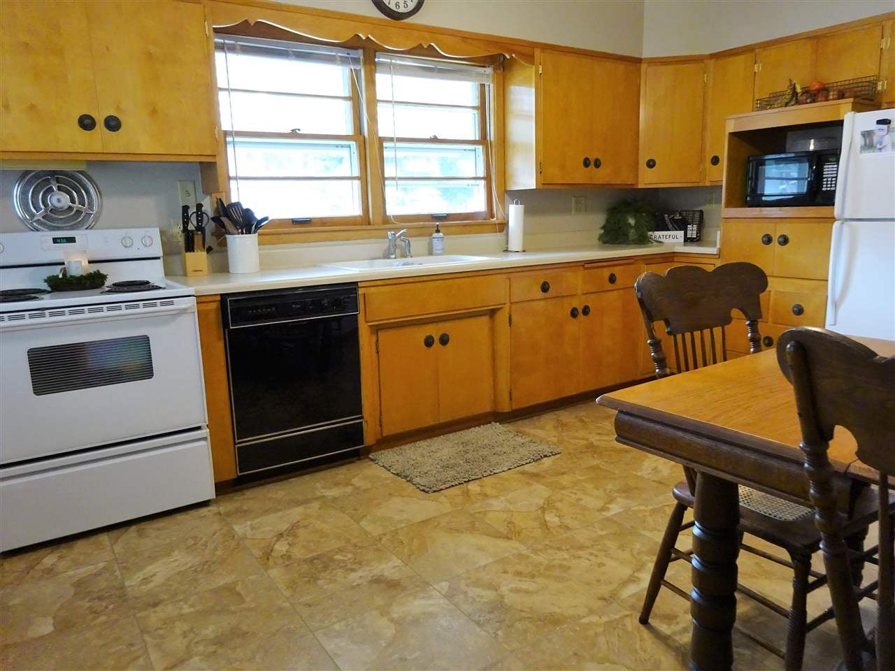401 Butler Street Ackley, IA 50601 - Photo 4 of 28 Gallery Image 4