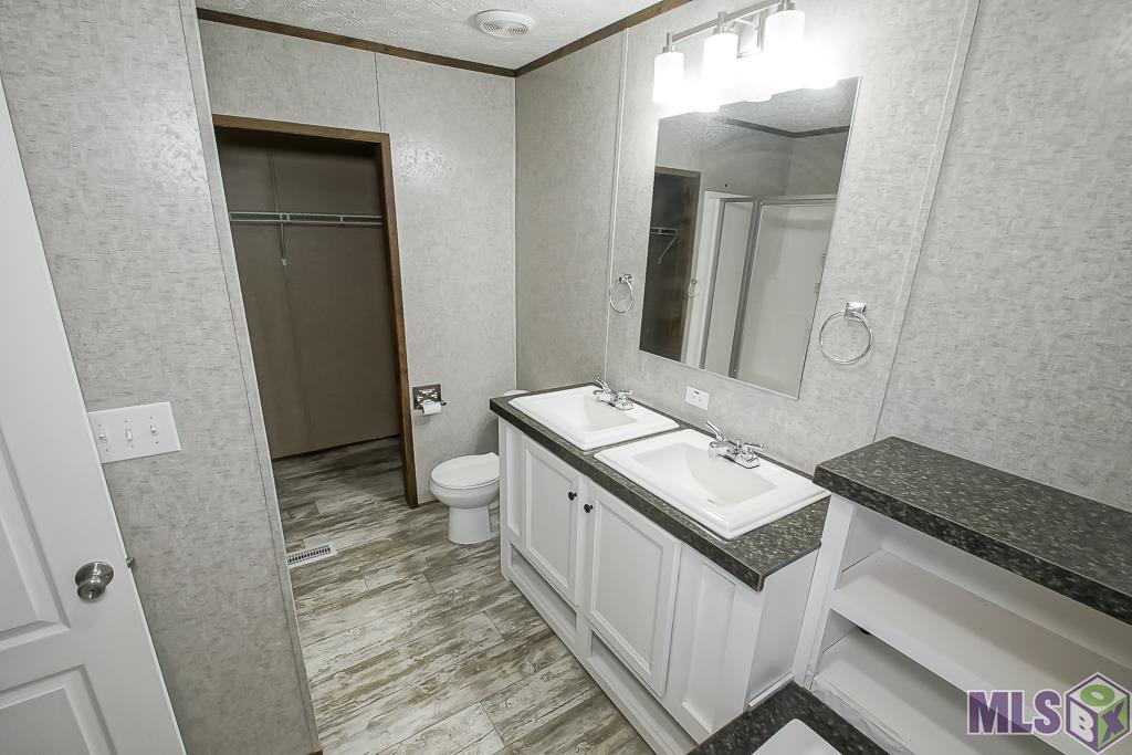 37699 Webb Road Denham Springs, LA 70706 - Photo 12 of 21 Gallery Image 12