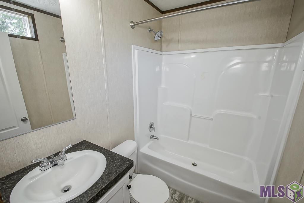 37699 Webb Road Denham Springs, LA 70706 - Photo 17 of 21 Gallery Image 17