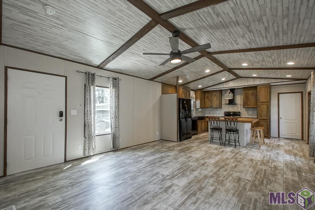 37699 Webb Road Denham Springs, LA 70706 - Photo 4 of 21 Gallery Image 4